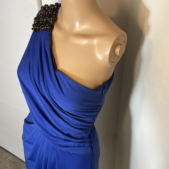 Size 4 Little blue dress off one shoulder - Picture 5 of 17
